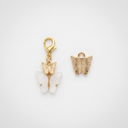 Dije Mariposa Mini Beige