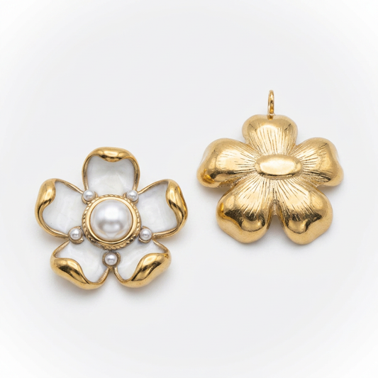 Colgante Flor Perla Blanca